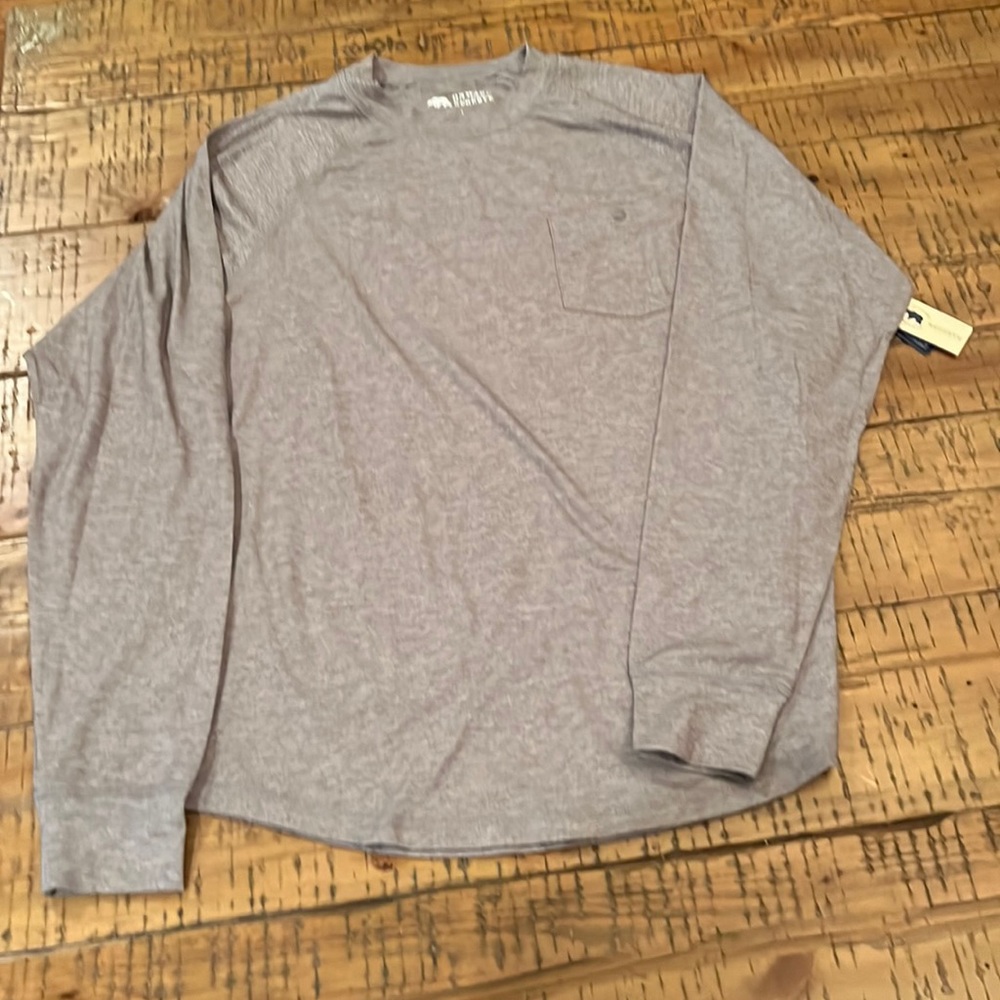 New with tag. Onward Reserve long sleeve t-shirt.